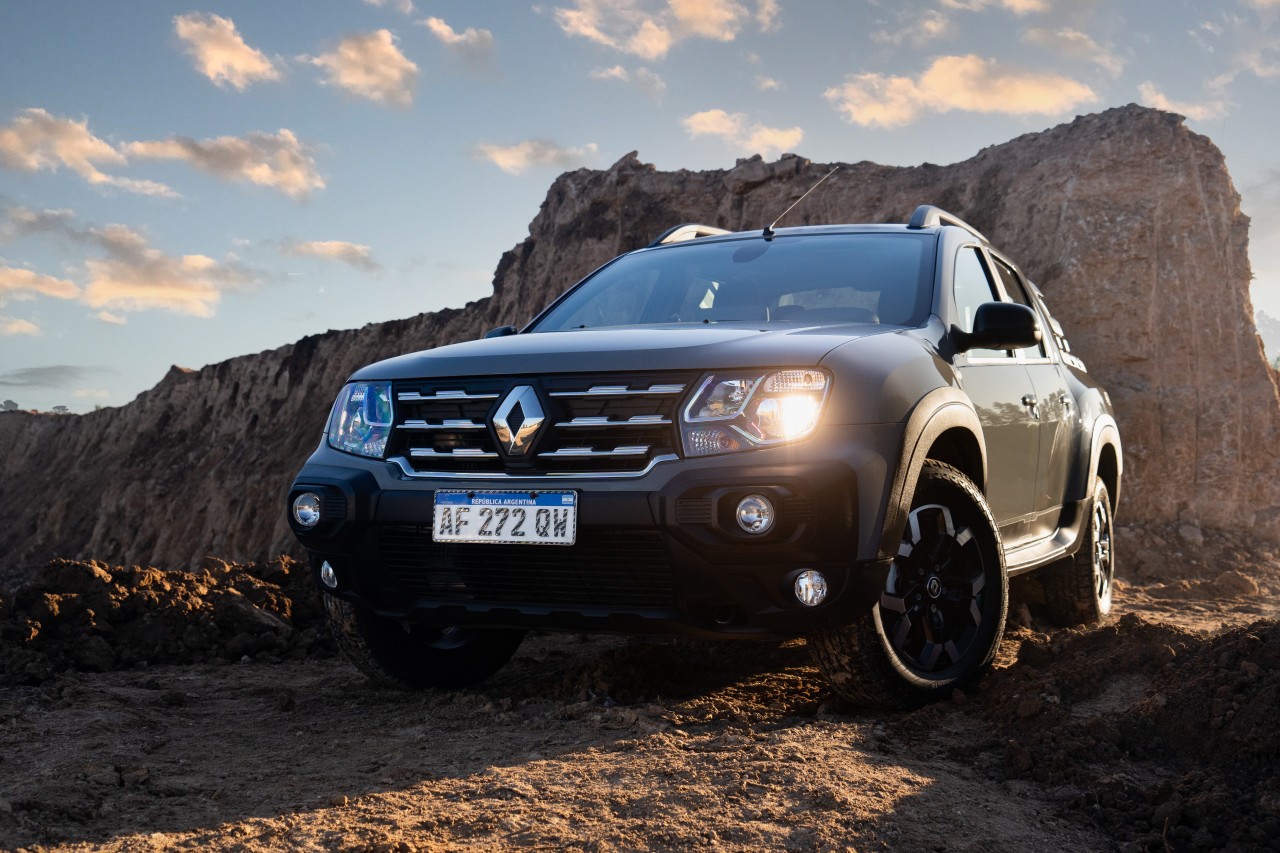 Renault Oroch: 8mDyEZx5CnmeSG3ahJ1nuCb4Xl2wtH-metaT1JPQ0gtT1VUU0lERVIgKDIwKS5qcGc=-.jpg