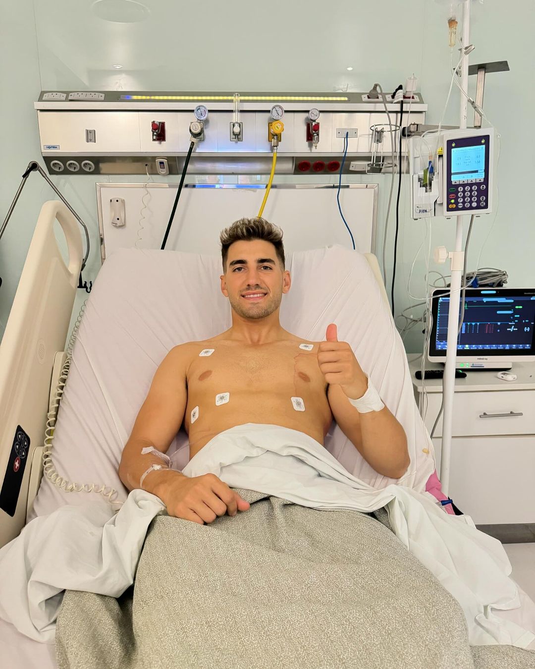 -: 430068880_18420887272019627_4560726591948679503_n.jpg