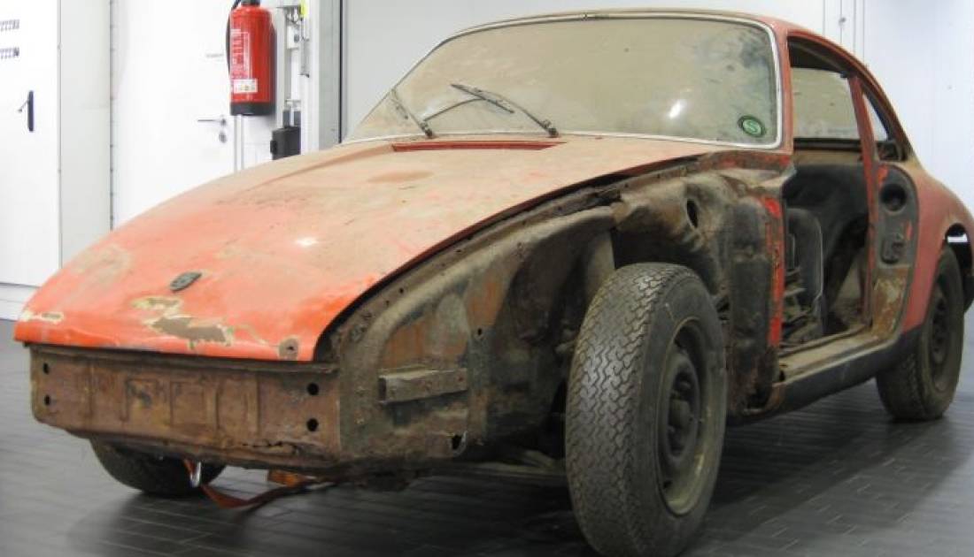 La restauración de un Porsche 901 en fotos