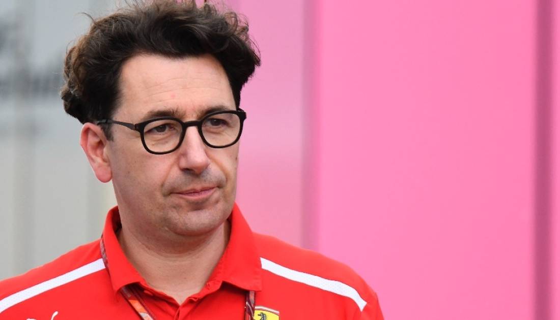 Binotto sobre Carlos Sainz: "Estar adelante es diferente de perseguir"