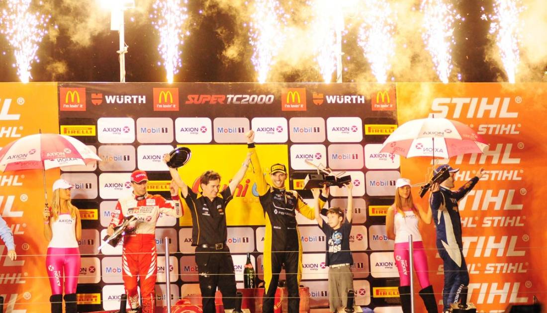 Las mejores imágenes de la carrera nocturna en Santa Fe