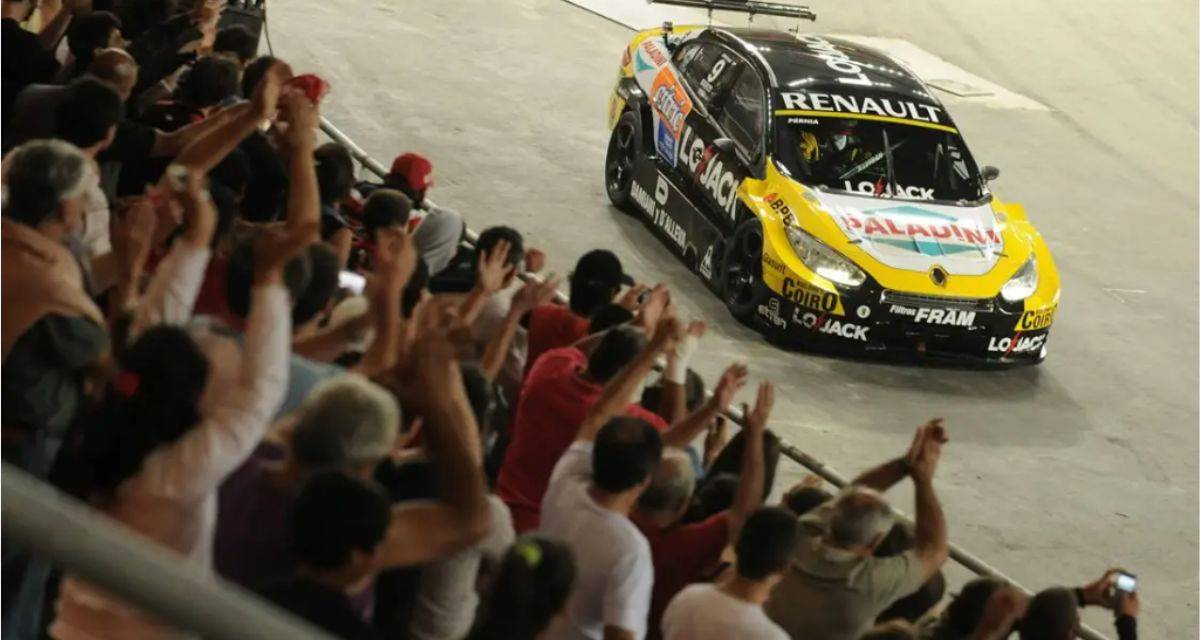 “Era como salir a una corrida de toros”, la experiencia del TC2000 en el Estadio Único de La Plata