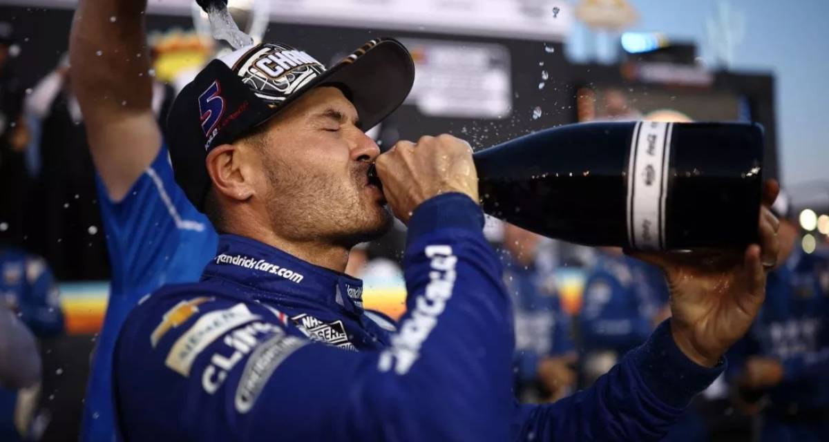 NASCAR: Larson tuvo la suerte de su lado y se consagró campeón en Phoenix