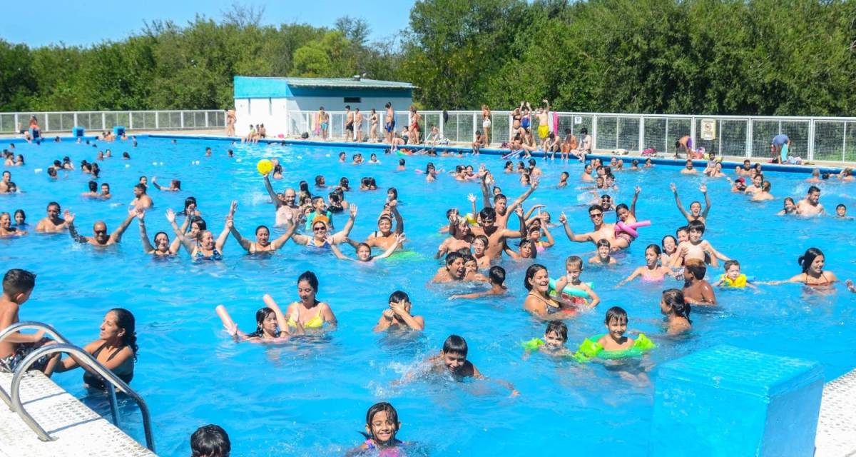 Verano 2026: ¿Cuánto cuesta ir a la pileta de un club estas vacaciones?