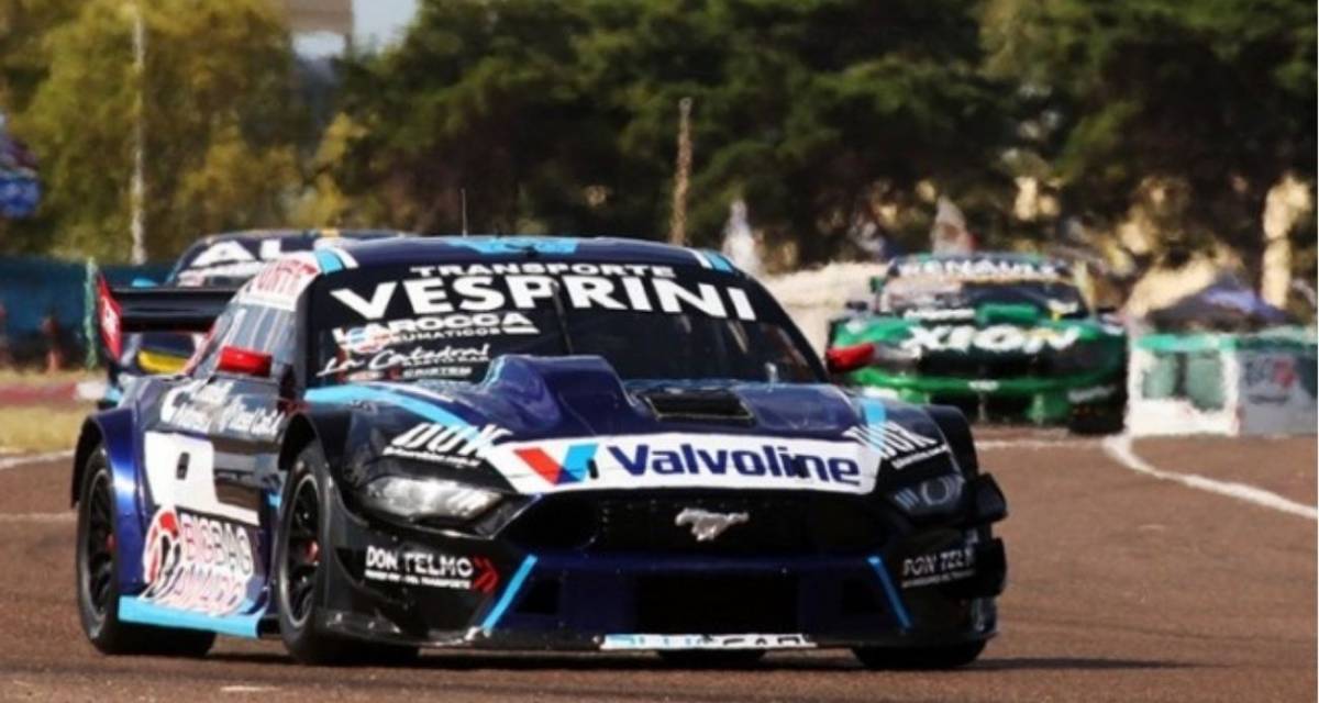 TC: dos pilotos podrían debutar con el Mustang de Armellini, ¿De quiénes se trata?