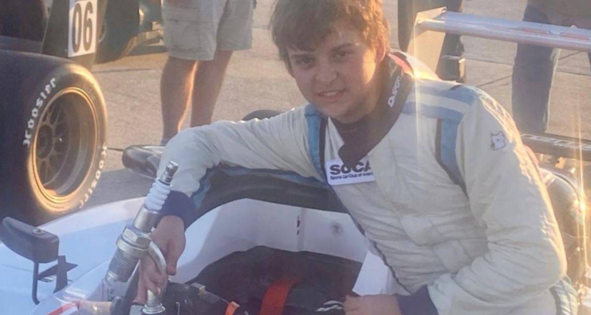Tiene 14 años, su ídolo es Fangio y fue campeón en Estados Unidos ¿De quién se trata?