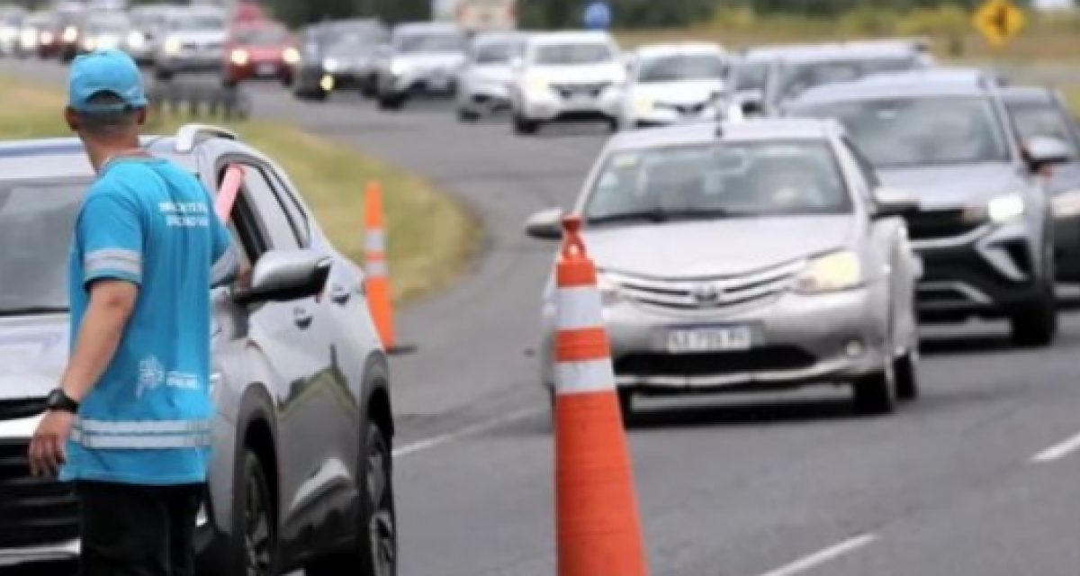 Descenso en el tránsito de vehículos hacia la Costa