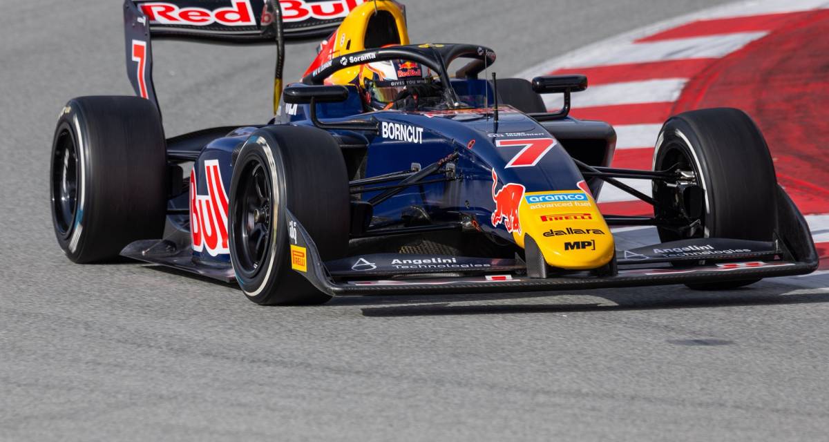 F3: Colnaghi cerró el primer día de test de pretemporada en Barcelona ¿Cómo le fue?