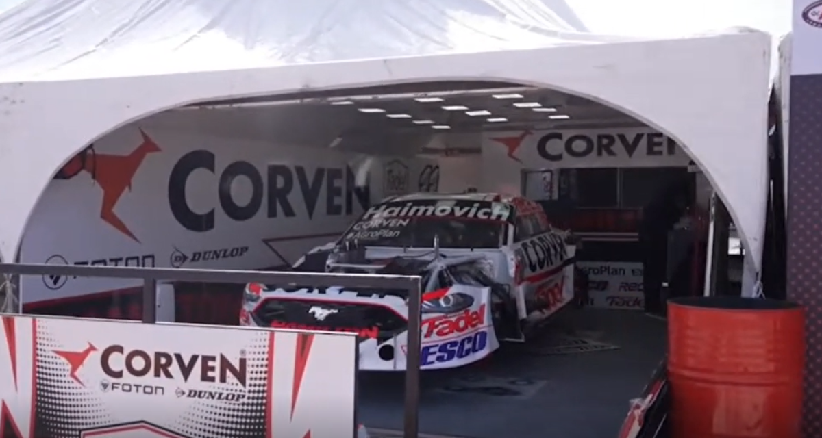 TC: ¡Todo listo! El Mustang de Werner llegó a El Calafate