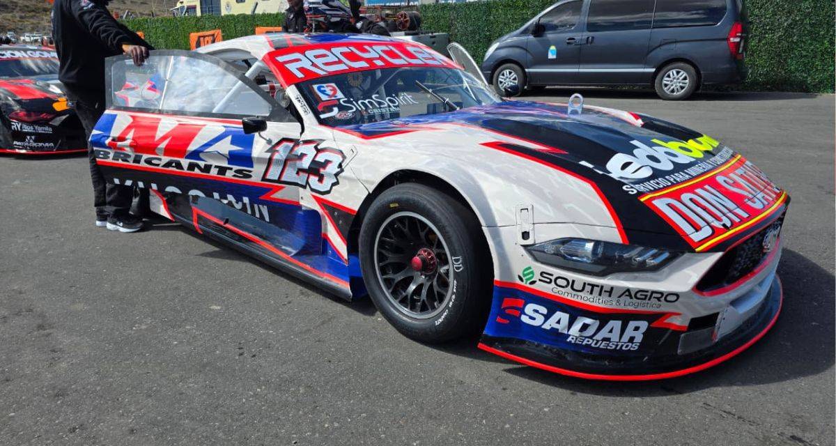 TC Pista: Santilli Pazos voló y se quedó con la primera clasificación del año en El Calafate