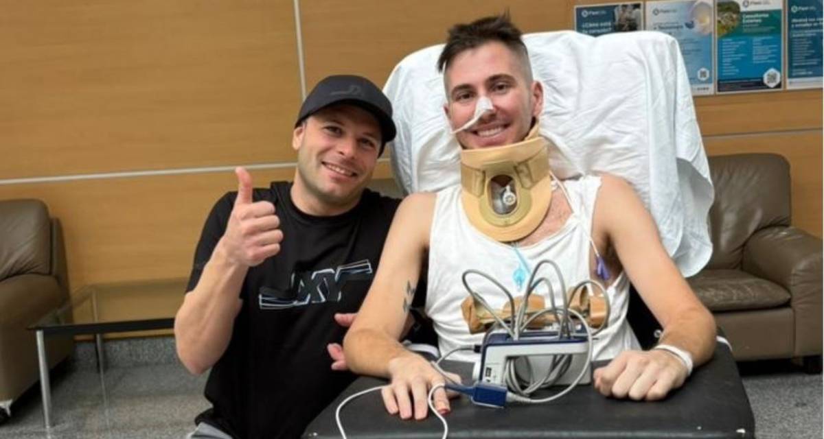 Yacopini recibió la visita de su navegante Dani Oli y le hizo una promesa: "Voy a cambiar esta sillita por el auto de nuevo"