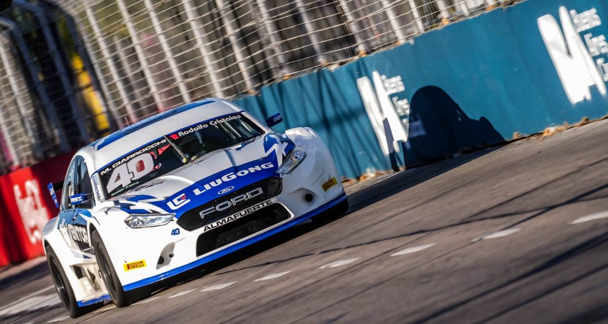 Top Race: Ciarrocchi arrancó el año con una gran victoria en el Callejero de Buenos Aires