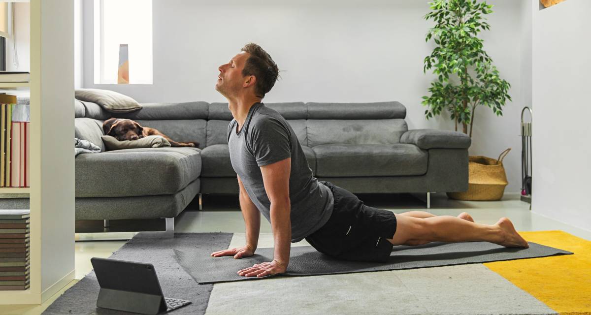 Salud y bienestar: la guía definitiva de higiene postural para "ganar" en el home office