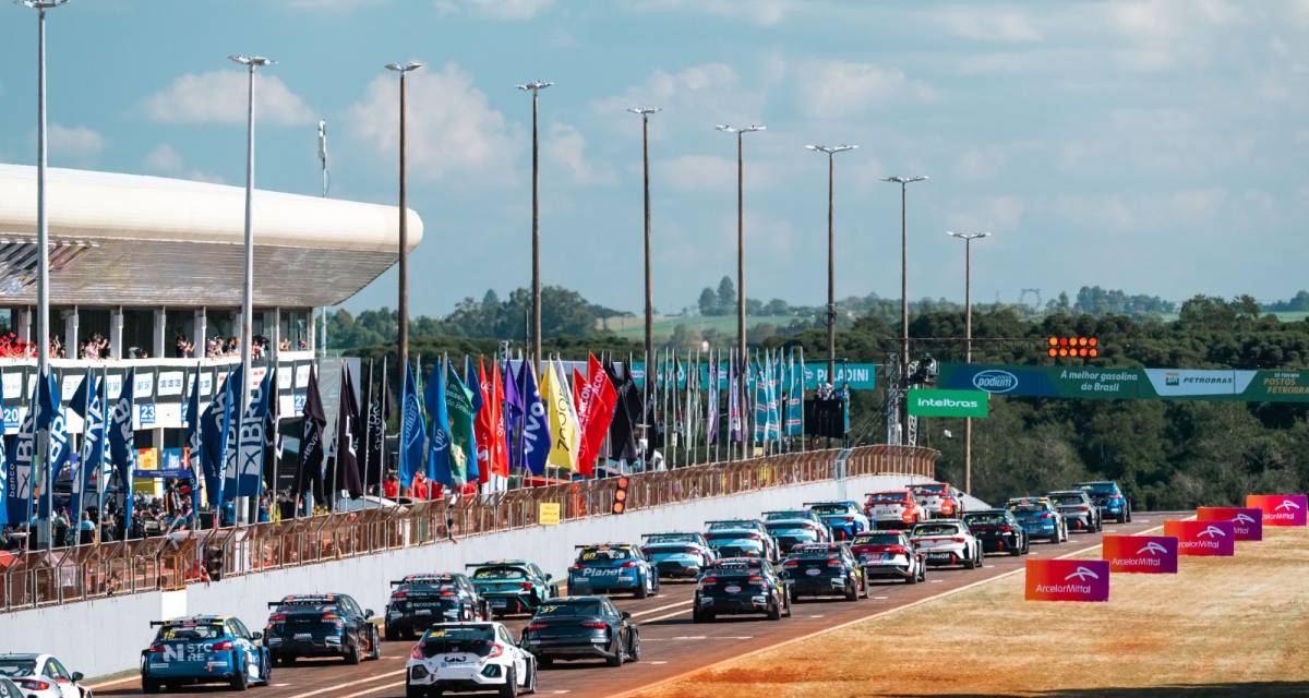 TCR South America: Cardoso, Cafaro y Gianfratti, el podio de la Carrera 1 en Cascavel