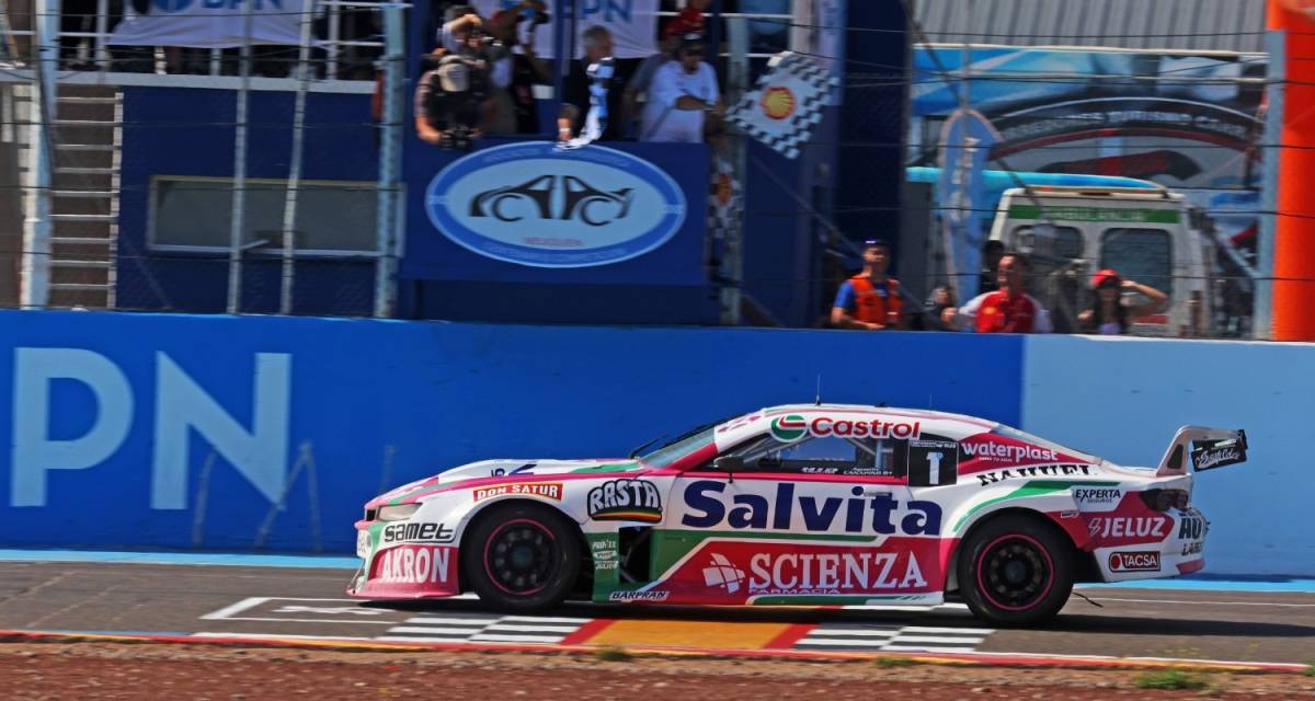 TC: ¡Volvió el campeón! Agustín Canapino cantó victoria en una caótica final en Neuquén