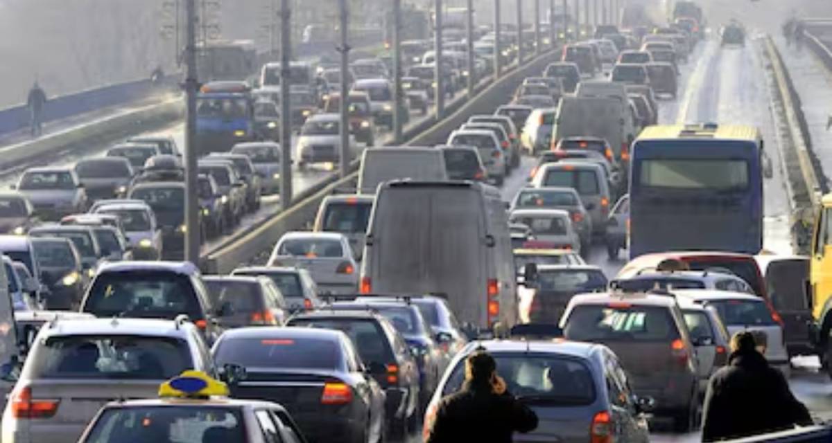 ¿Cómo se puede evitar el estrés y las malas situaciones en los embotellamientos?