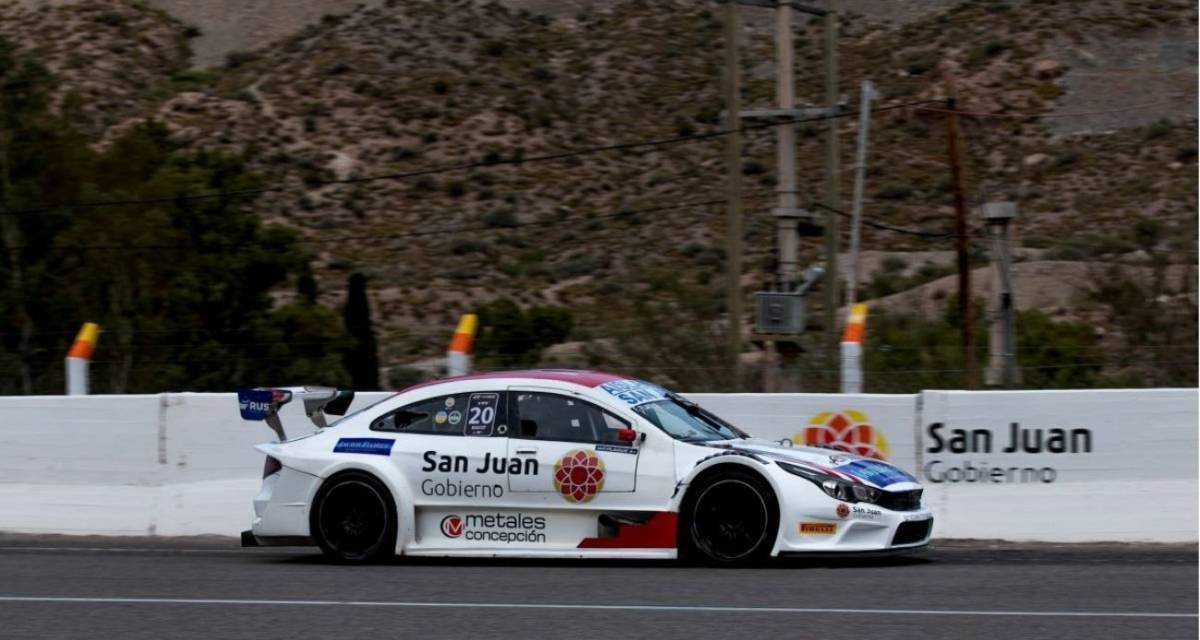 Top Race: Flaqué pisó fuerte de local y lideró el segundo entrenamiento en El Zonda