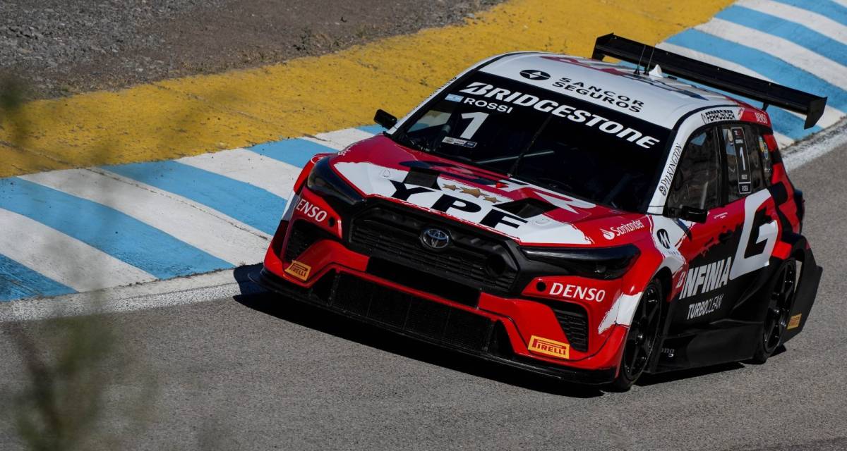 Matías Rossi hizo pesar su jerarquía y ganó la final del TC2000 en El Zonda