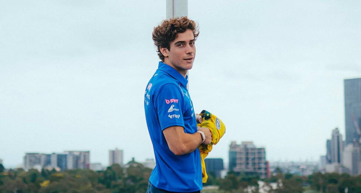 F1: ¿Cuál es el lujoso auto con el que Colapinto llegó a Silverstone?