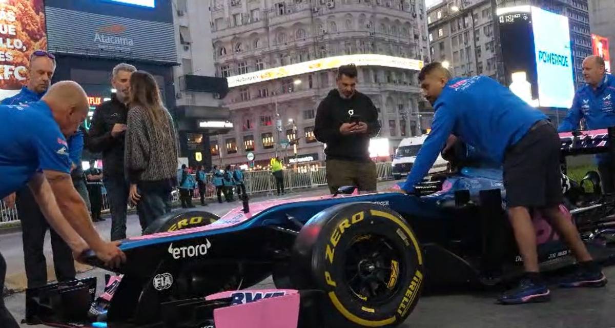 El detrás de escena de Alpine en el Obelisco: así fue el operativo para fotografiar el F1 de Colapinto