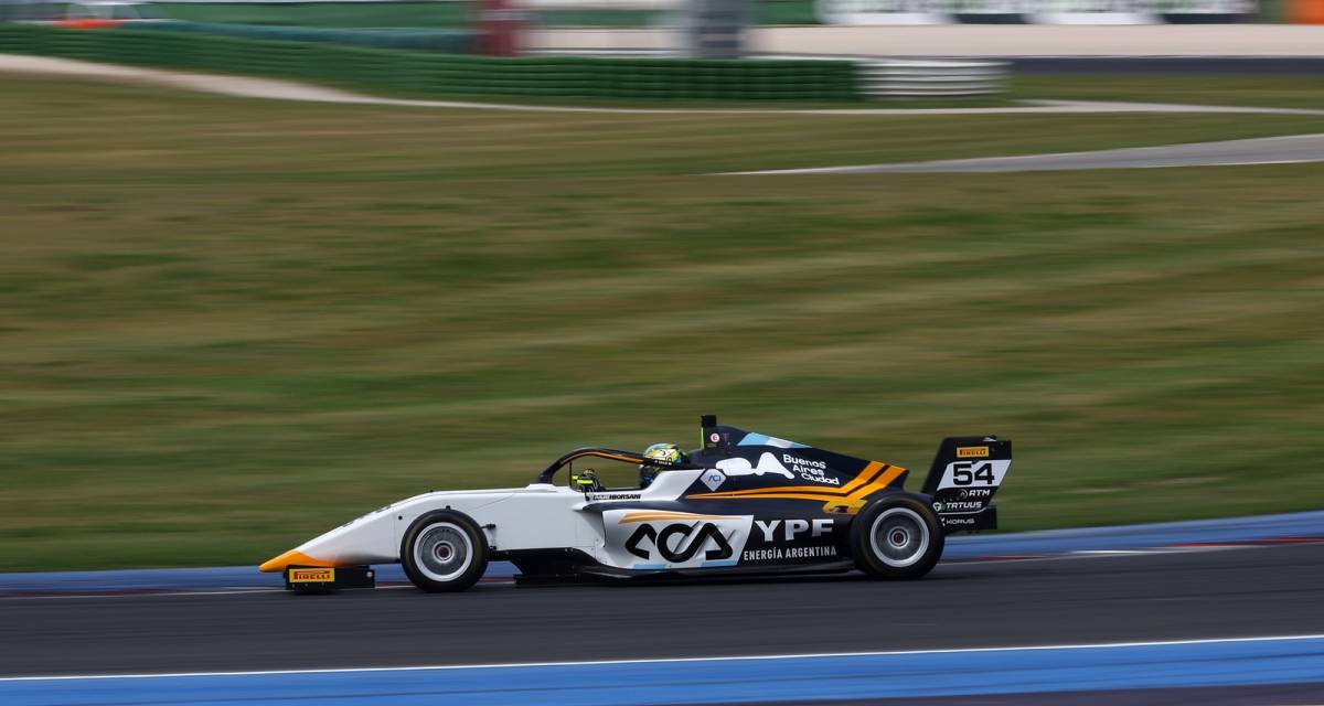 F4 Italiana: Palotini y Díaz Quaglia comenzaron su adaptación en la exigente clasificación de Misano