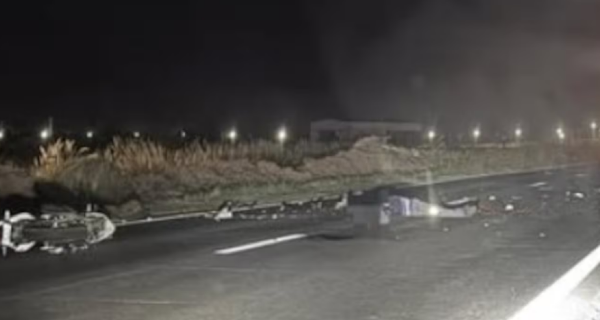 Trágico accidente en Córdoba: atropelló a un perro, cayó de su moto y murió arrollado