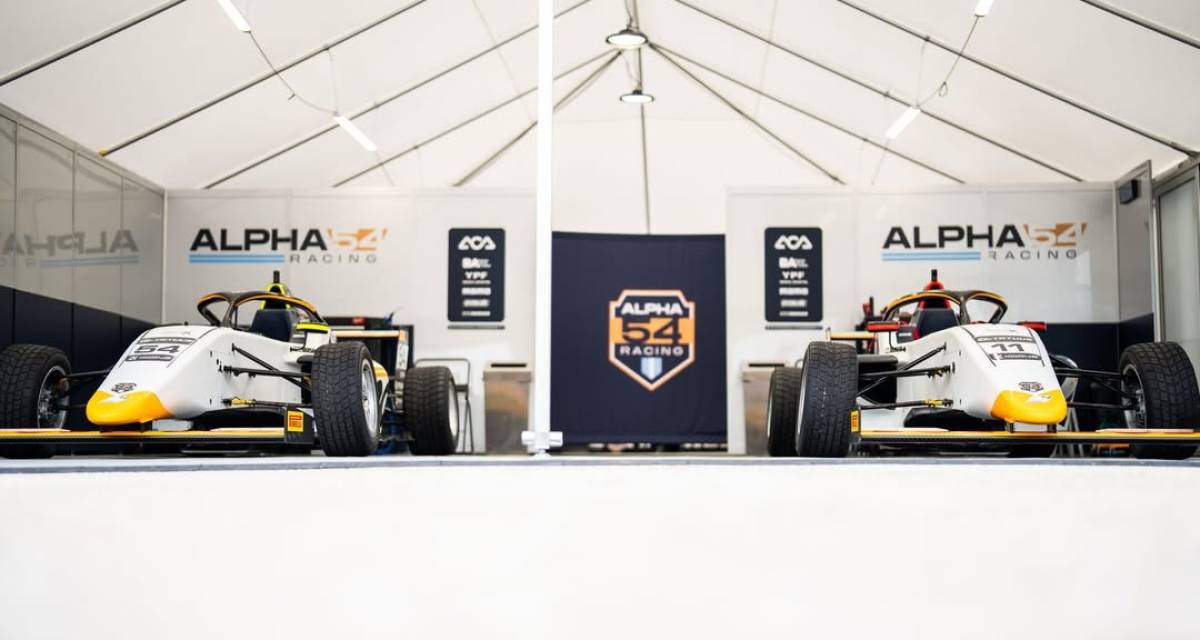 F4 Italiana: Thiago Palotini fue operado con éxito de la lesión que sufrió en la mano izquierda