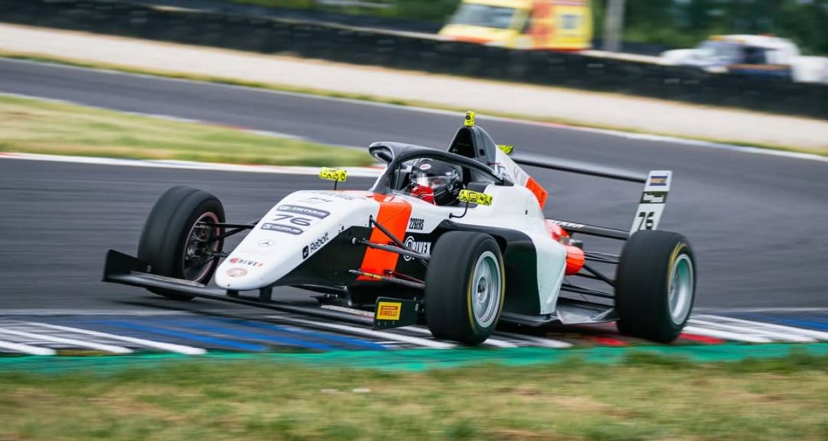 F4 CEZ: suerte dispar para Jorge Bruno durante las finales sabatinas en Eslovaquia