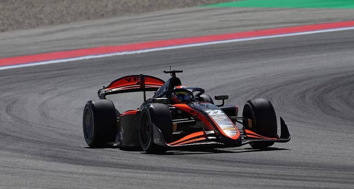 F2: Nico Varrone fue penalizado y cayó al puesto 12 de la Sprint Race en Barcelona