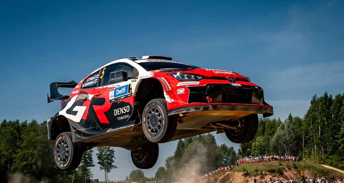 WRC: Sami Pajari consolidó su ventaja y se encamina a la victoria en el Rally de Estonia