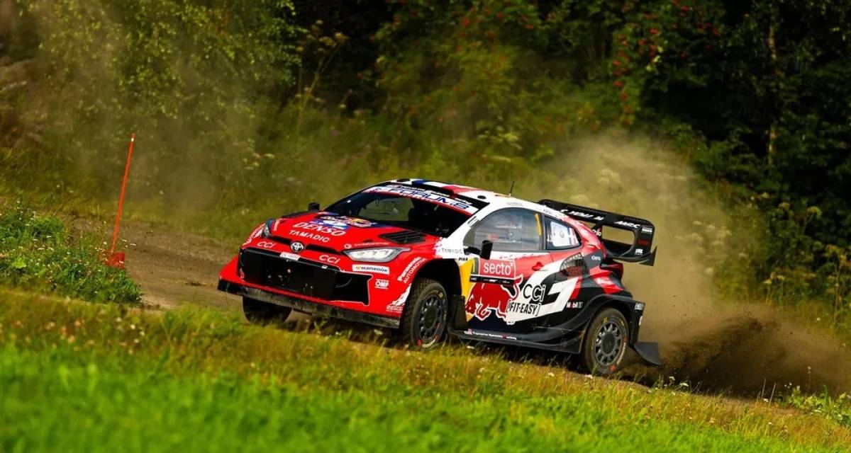 WRC: Ogier fue el más regular y terminó como líder la segunda jornada del Rally de Finlandia