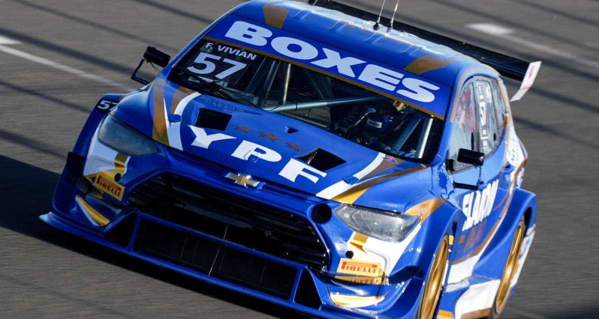 TC2000: Franco Vivian prevaleció en el comienzo de la acción en La Pampa