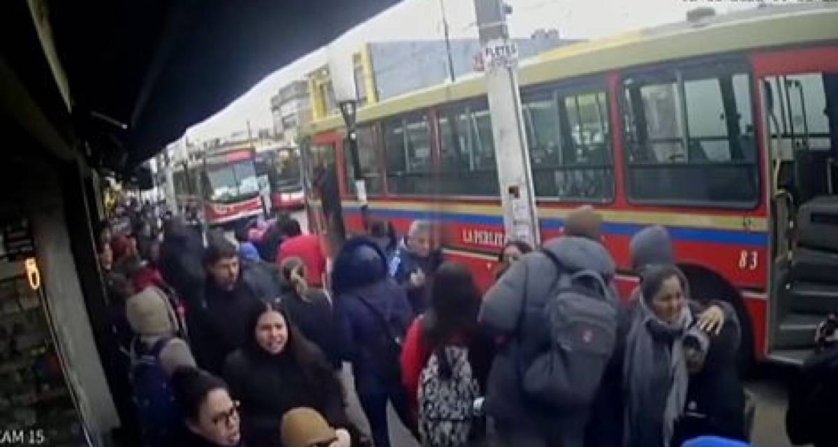 Murió una mujer tras ser atropellada por un colectivo en Moreno