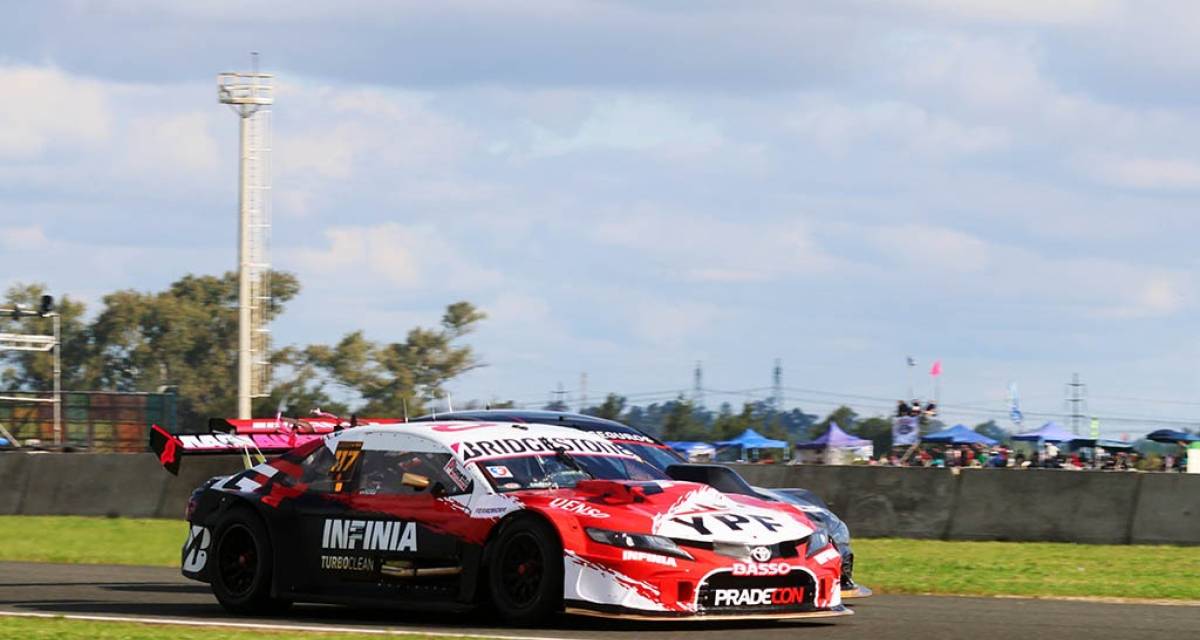 Rossi ganó la segunda serie del TC en San Nicolás tras un áspero duelo con Fritzler