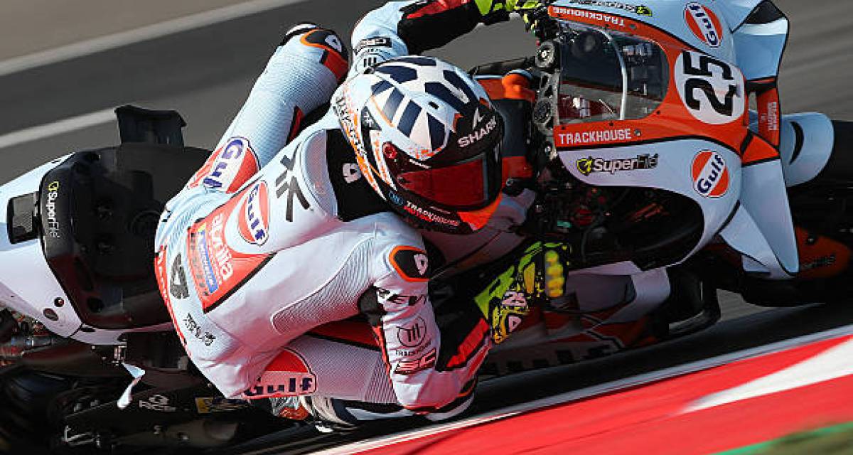 Raúl Fernández rompió el récord de Mandalika y dominó el viernes de MotoGP