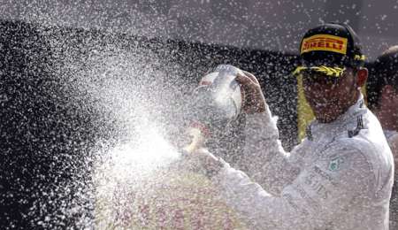 El exorbitante precio de la botella de champagne en la F1