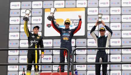 ¿Se debe largar de parado?