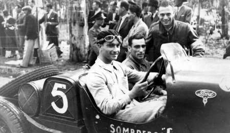 80 años del debut oficial de Fangio
