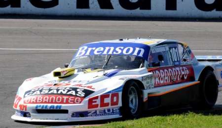 Perlo dominó en TC Pista