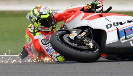A Iannone no lo dejaron correr