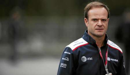 Barrichello le tiró flores a Canapino