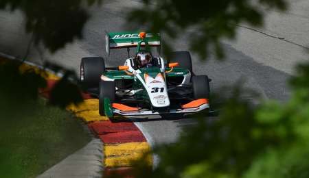 Dapero abandonó sobre el final