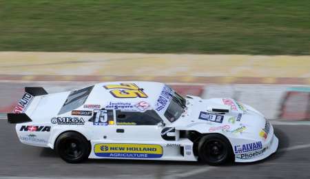 Paoloni manda en el tercero