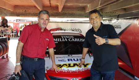 TOYOTA CON APOYO OFICIAL EN TC 2000
