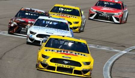 Nascar hace modificaciones técnicas