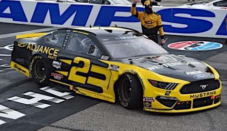 Nascar: Brad Keselowski deja Penske