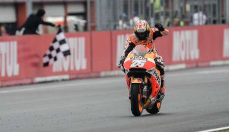 Pedrosa se quedó con el GP Japón