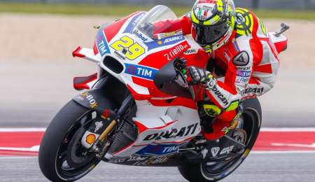 Iannone comenzó firme