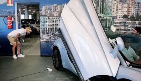 El espectacular auto que se compró Nahitán Nández