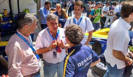 Prost siguió el dakar de Spataro